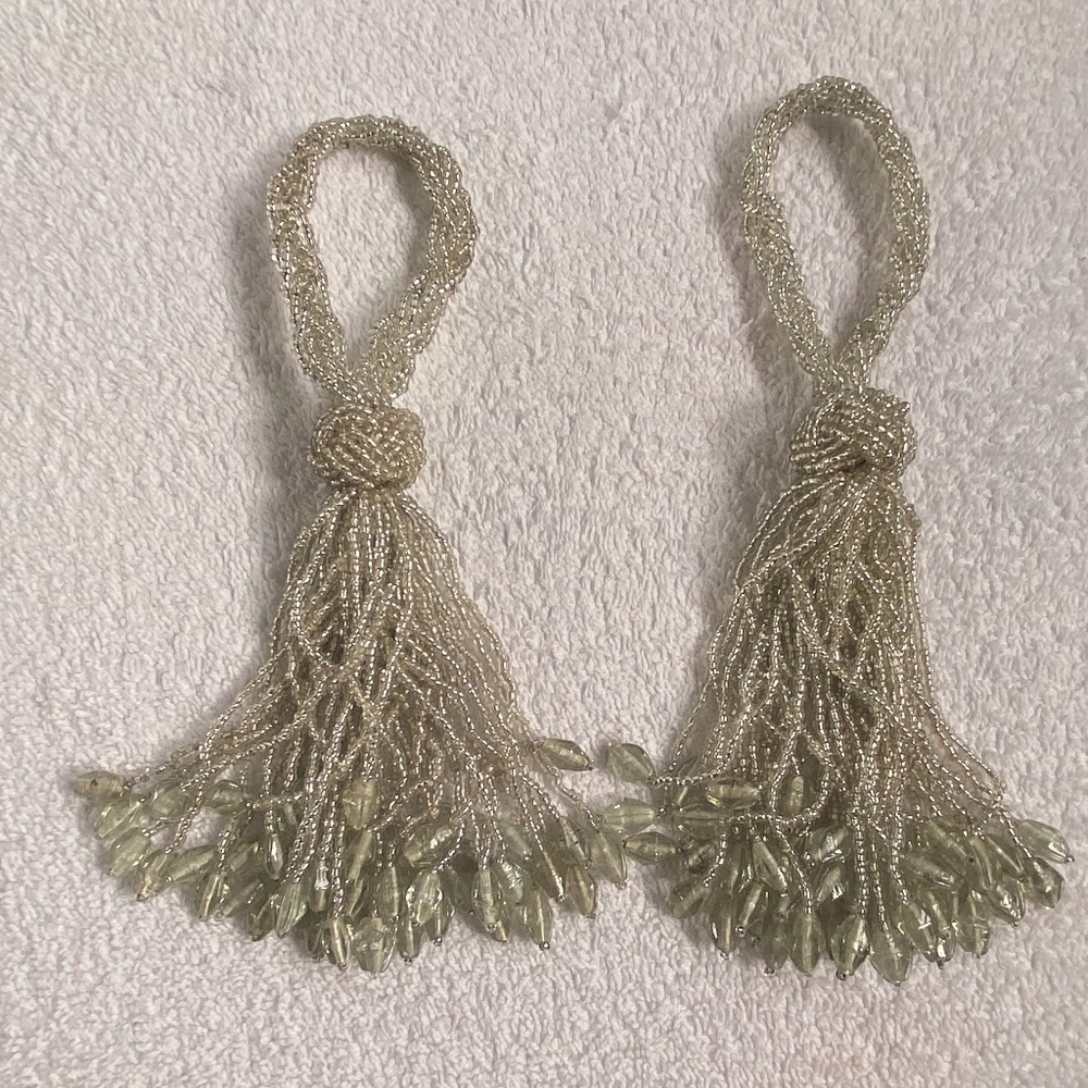 Set of 2 Beaded tassel Napkin Rings
